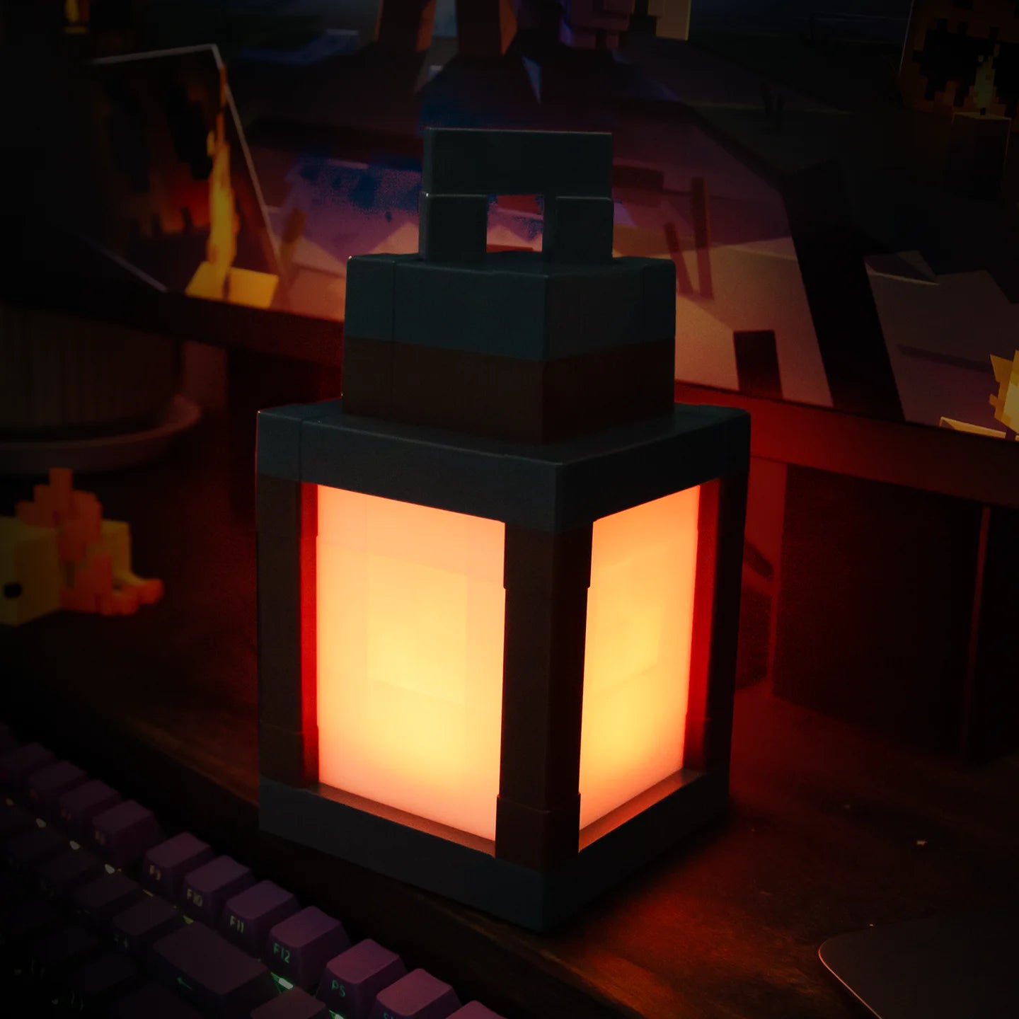 Pixel Lantern™ – 16-Color Retro LED Night Light with Remote Control (USB Rechargeable)
